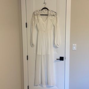 Le Rose White bridal robe with satin slip.